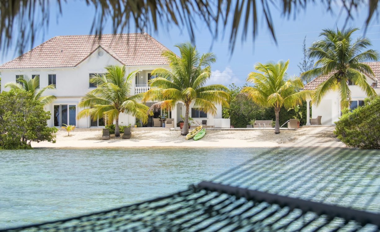 OCEAN REACH BEACHFRONT HOME