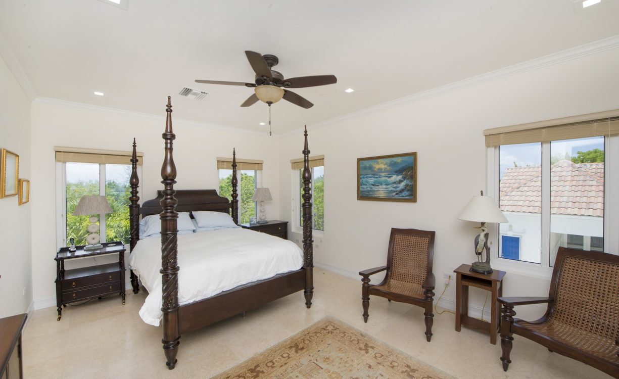 OCEAN REACH BEACHFRONT HOME