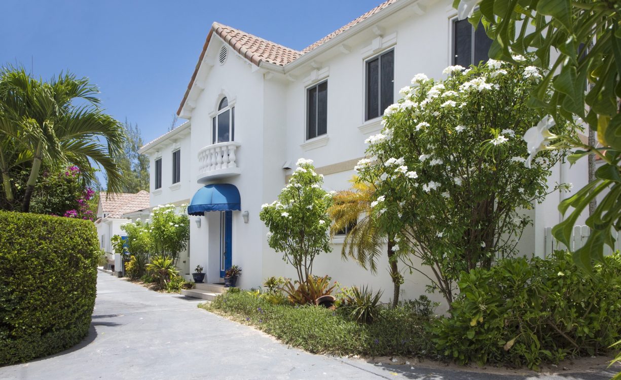 OCEAN REACH BEACHFRONT HOME