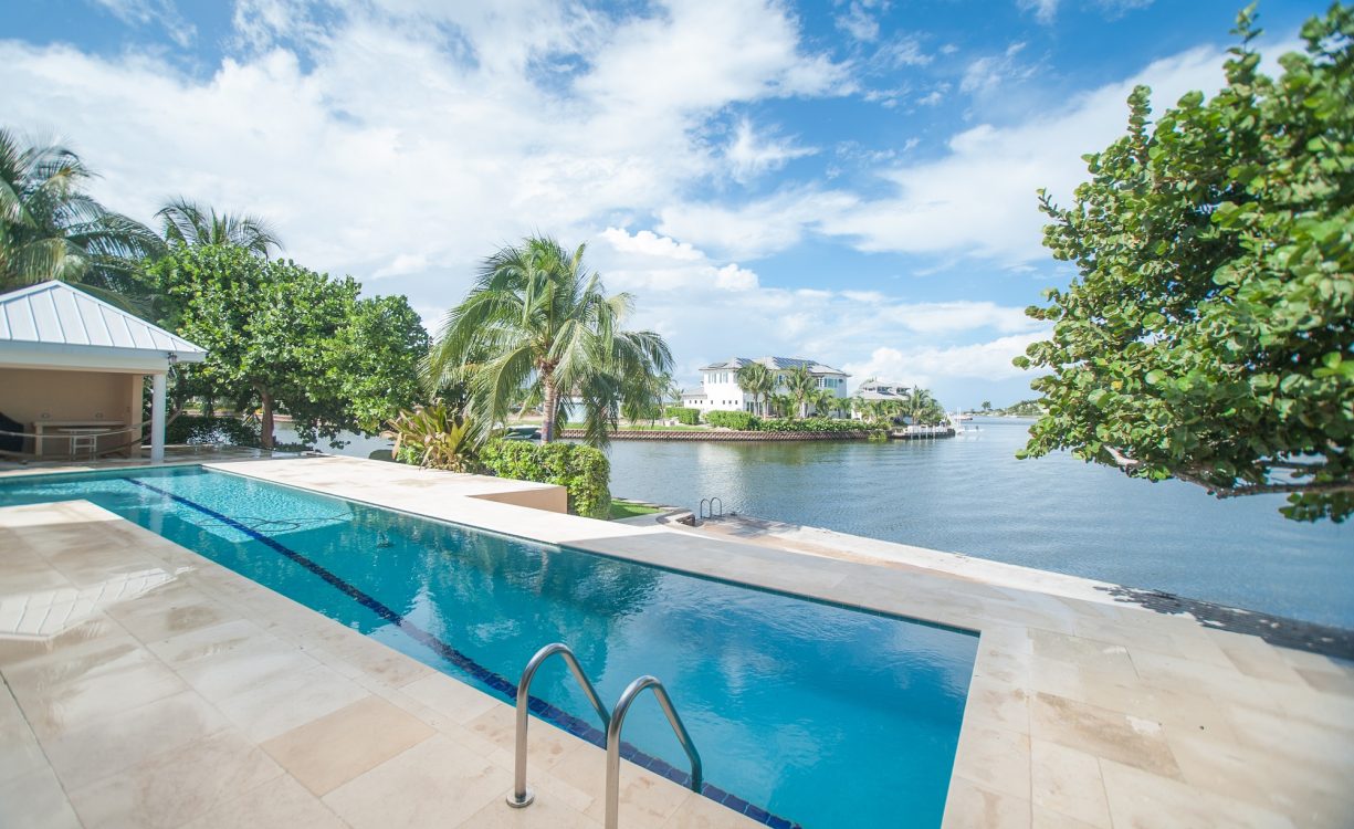 THE PENINSULA AT GRAND HARBOUR
