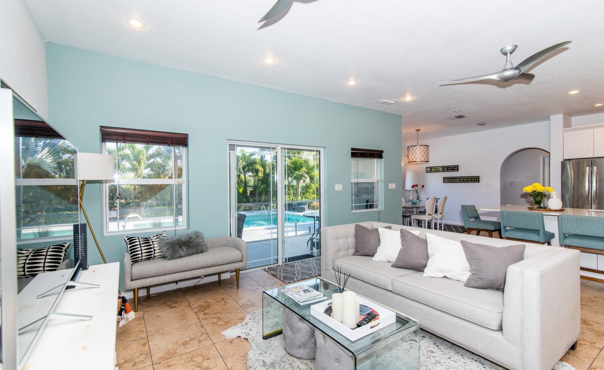 12 SHORECREST CIRCLE