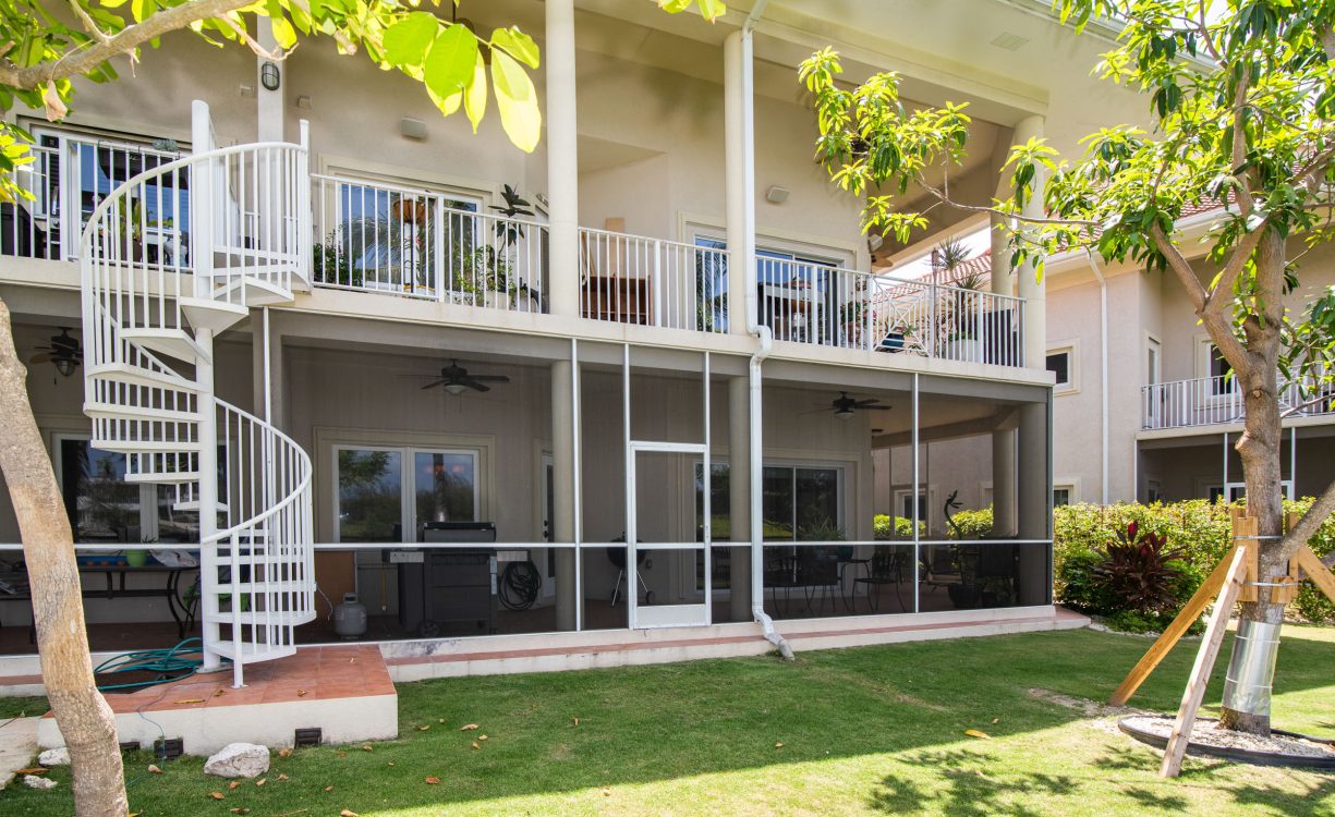 YACHT CLUB VILLAS #9