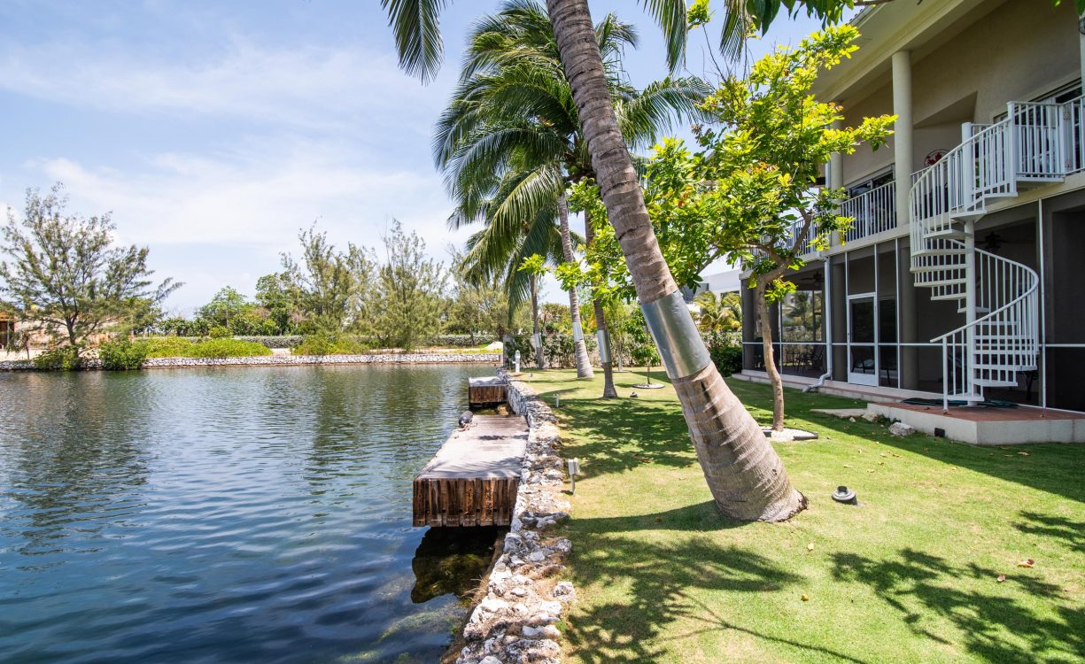 YACHT CLUB VILLAS #9