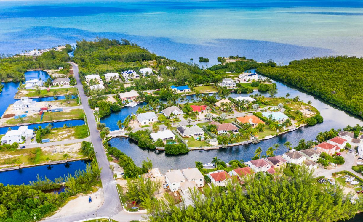 THE POINT  AT PARADISE COVE