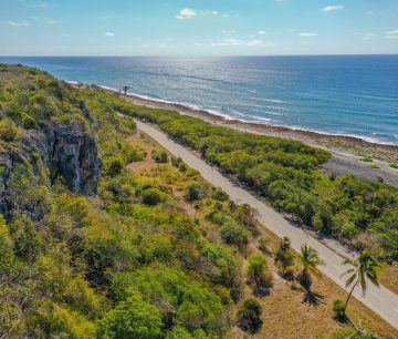 CAYMAN BRAC SOUTH SIDE LAND