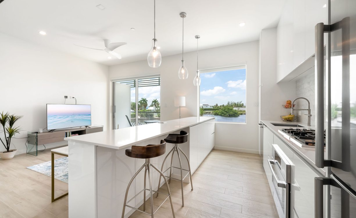 ONE CANAL POINT 523