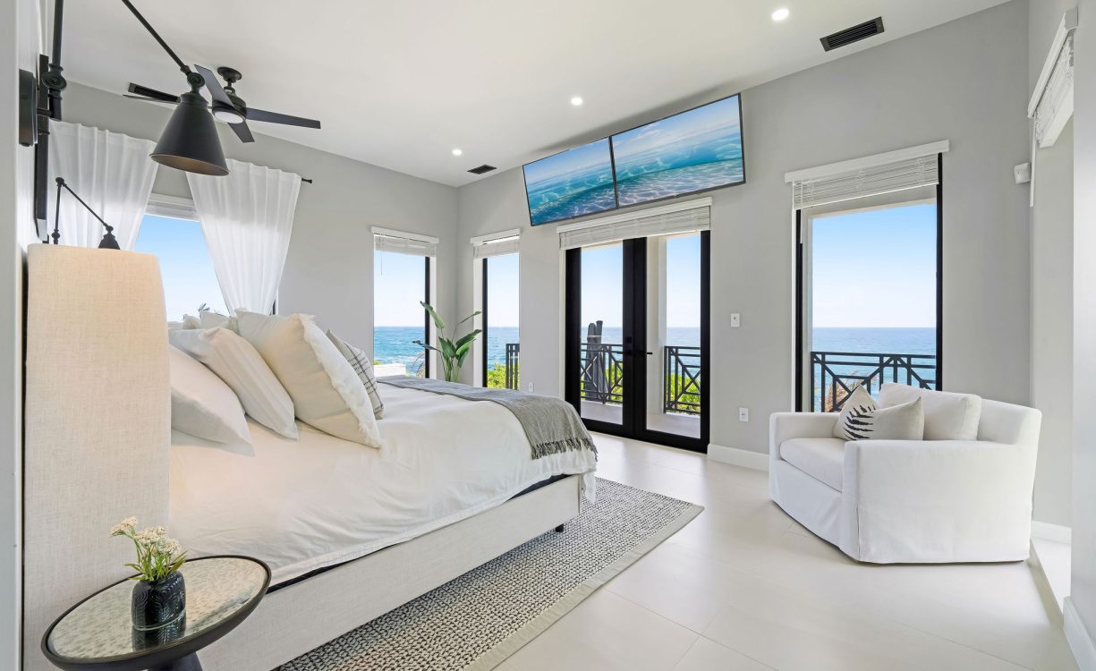 HILLCREST AT BEACH BAY