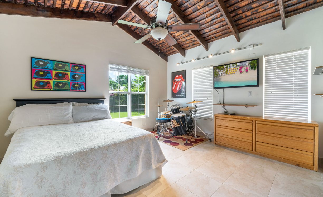 SANDALWOOD CRESCENT 28