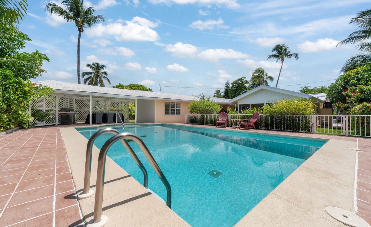 Sandalwood Crescent 28 — Property Cayman Real Estate