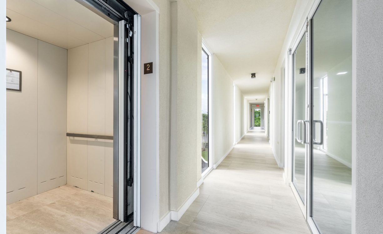 PALM GROVE COMMERCIAL  UNIT 1