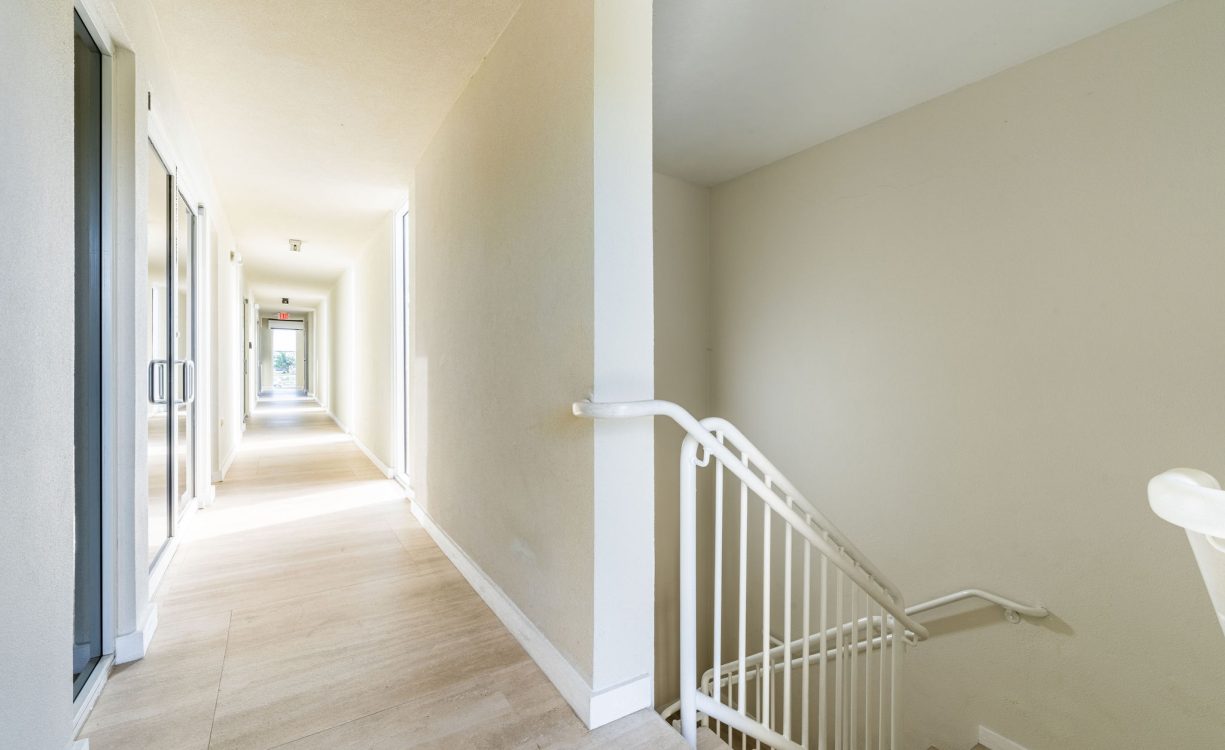 PALM GROVE COMMERCIAL  UNIT 1
