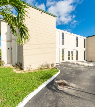 PALM GROVE COMMERCIAL  UNIT 1
