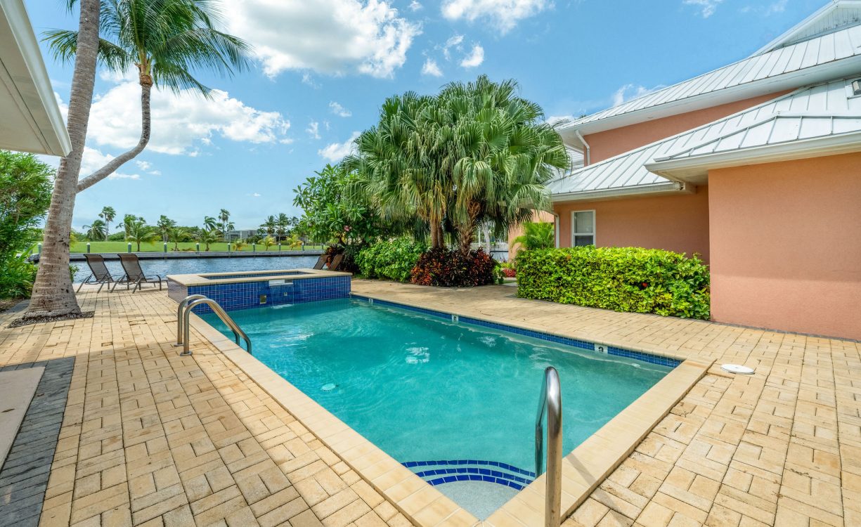 Sound Side Club 3 Snug Harbour — Property Cayman Real Estate Experts