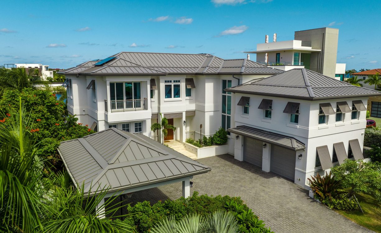 CRYSTAL DRIVE 221 CRYSTAL HARBOUR WATERFRONT HOME