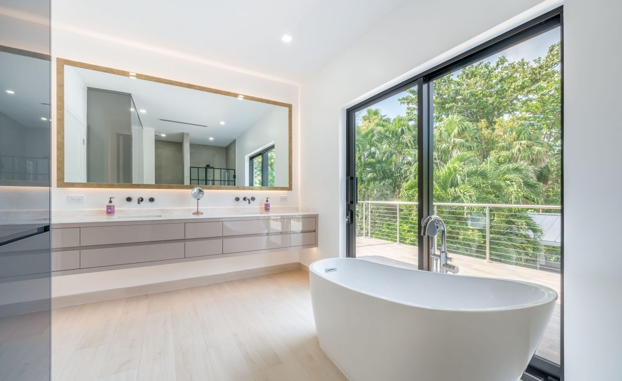 Avenue 51, sters Estates Home — Property Cayman Real