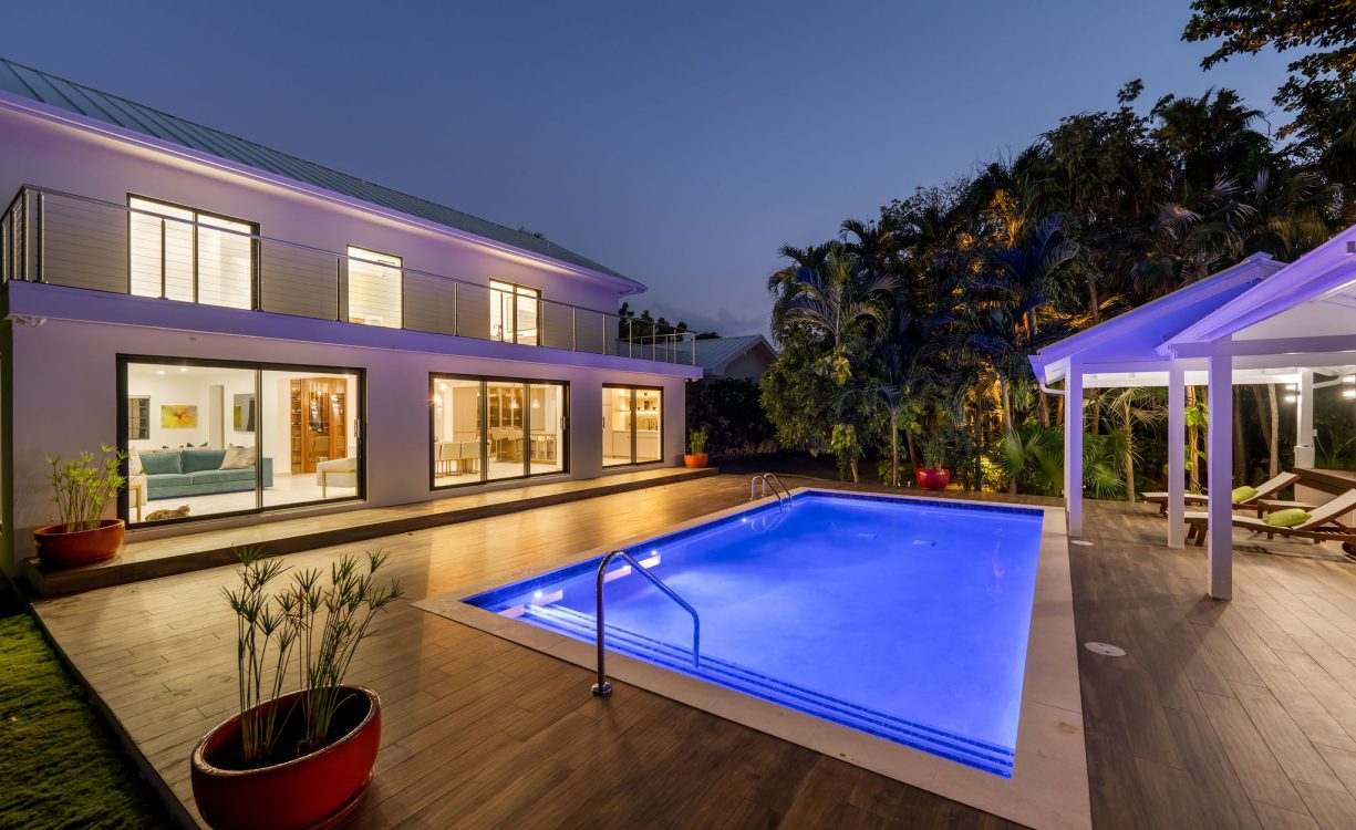 Avenue 51, sters Estates Home — Property Cayman Real