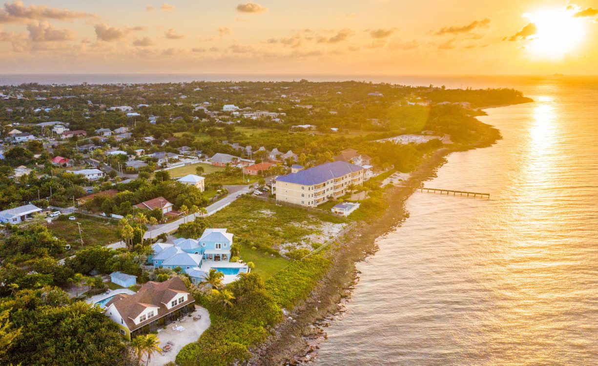 WAVES #3, NEW WATERFRONT CONDO