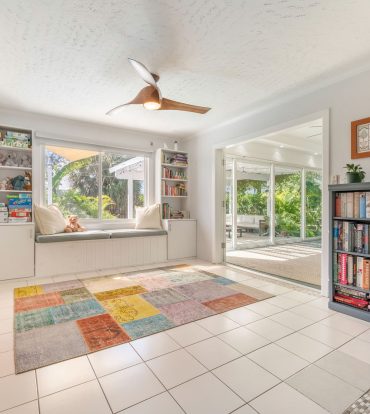 JENNIFER DRIVE 50, SNUG HARBOUR HOME WITH RENTAL APARTMENT