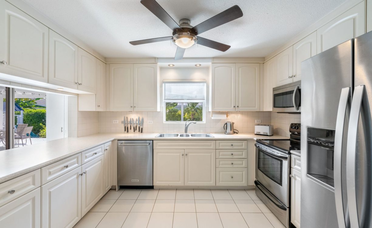 Jennifer Drive 50, Snug Harbour Home With Rental Apartment — Property