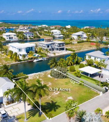 WATERFORD QUAY 0.29 ACRES, CRYSTAL HARBOUR CANAL FRONT