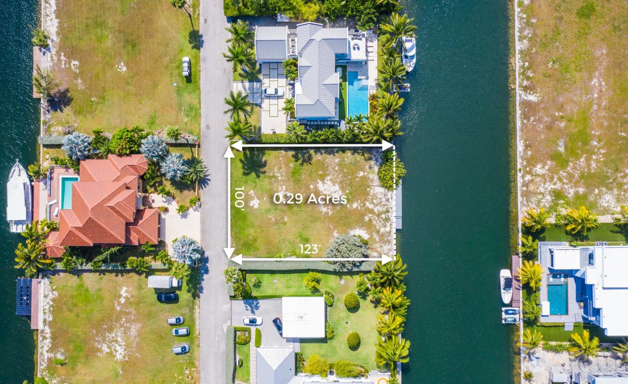 Waterford Quay 0.29 Acres, Crystal Harbour Canal Front — Property