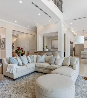 BRITANNIA DRIVE 526, EXECUTIVE FAMILY HOME
