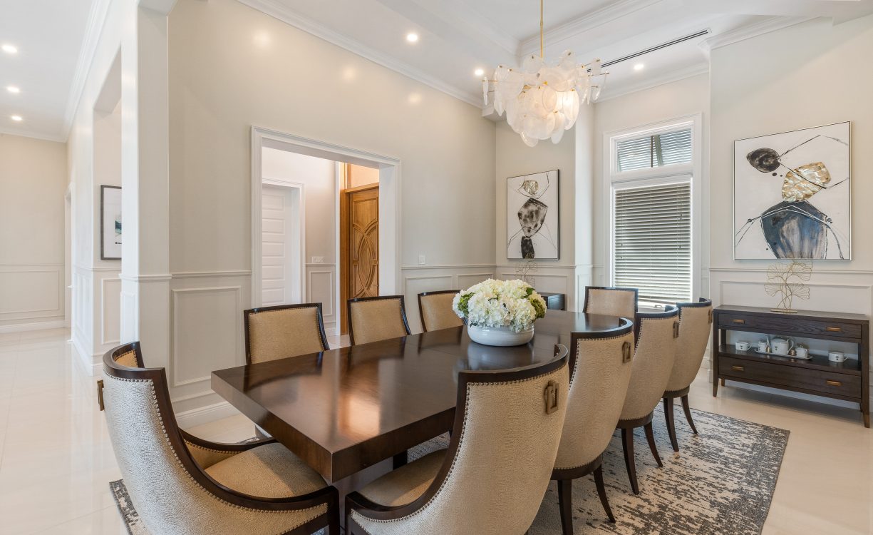 BRITANNIA DRIVE 526, EXECUTIVE FAMILY HOME