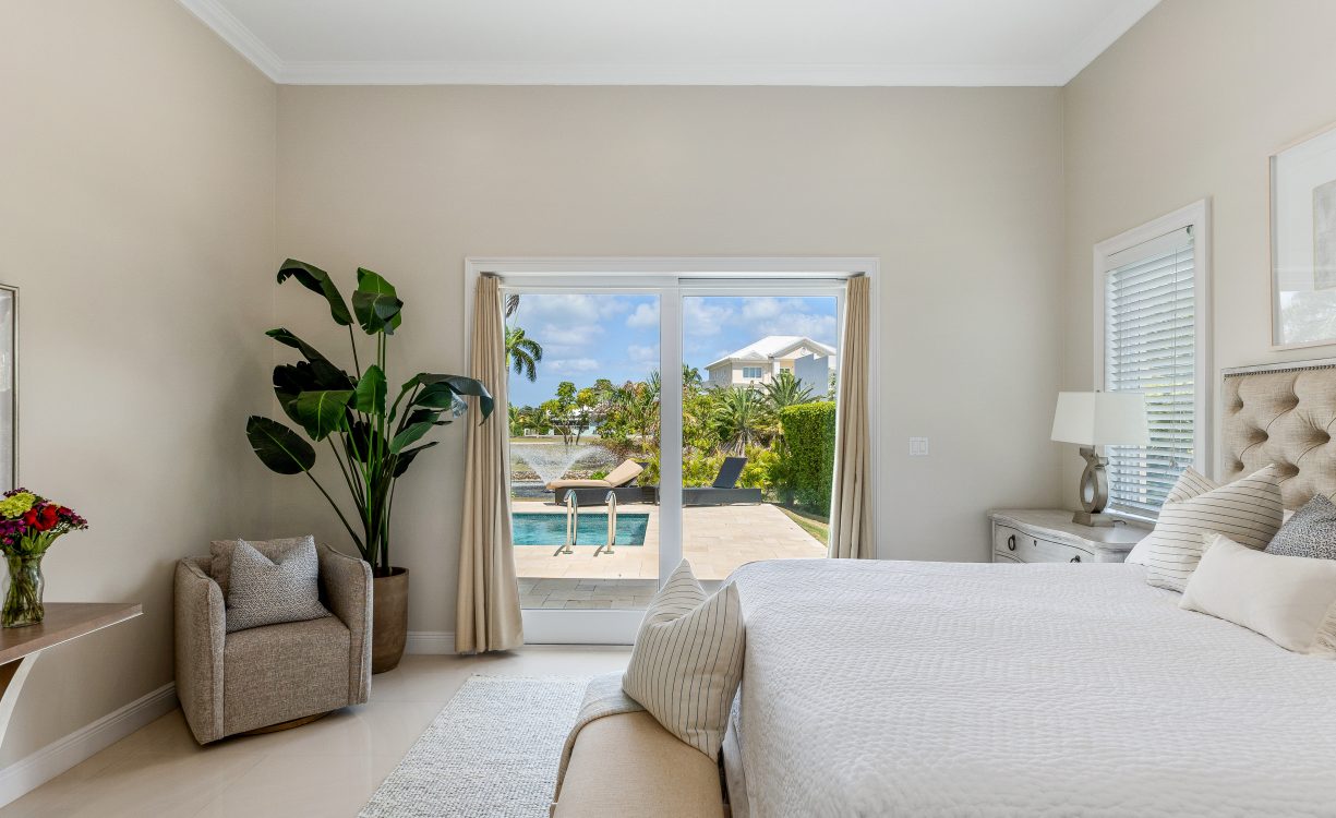 BRITANNIA DRIVE 526, EXECUTIVE FAMILY HOME