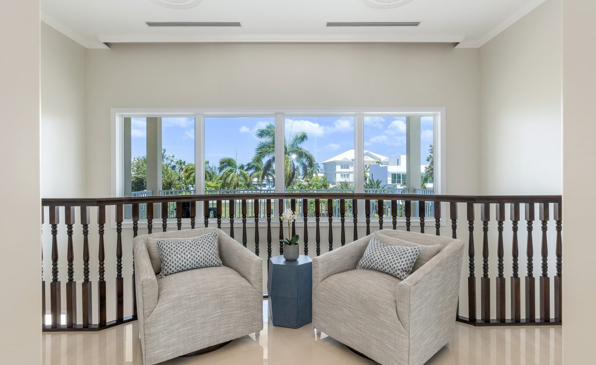 BRITANNIA DRIVE 526, EXECUTIVE FAMILY HOME