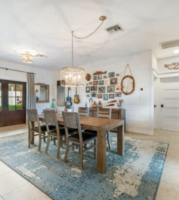 PROSPECT DRIVE 601, CANAL FRONT HOME