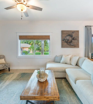 PROSPECT DRIVE 601, CANAL FRONT HOME