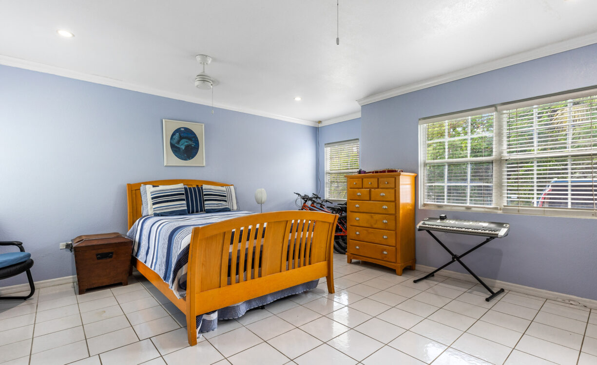 MARIGOLD 15, TROPICAL GARDENS HOME