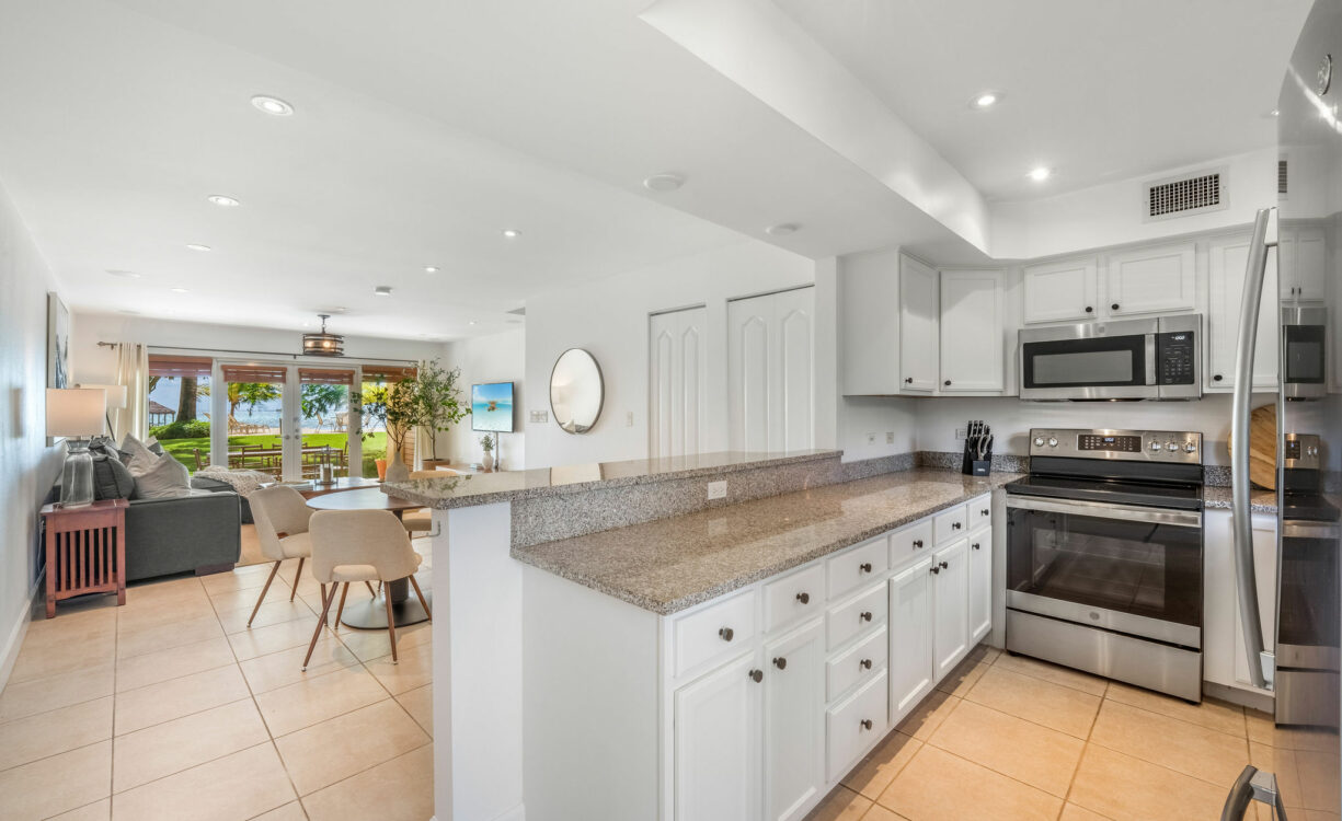 PIRATES LAIR 14, SOUTH SOUND TOWNHOME
