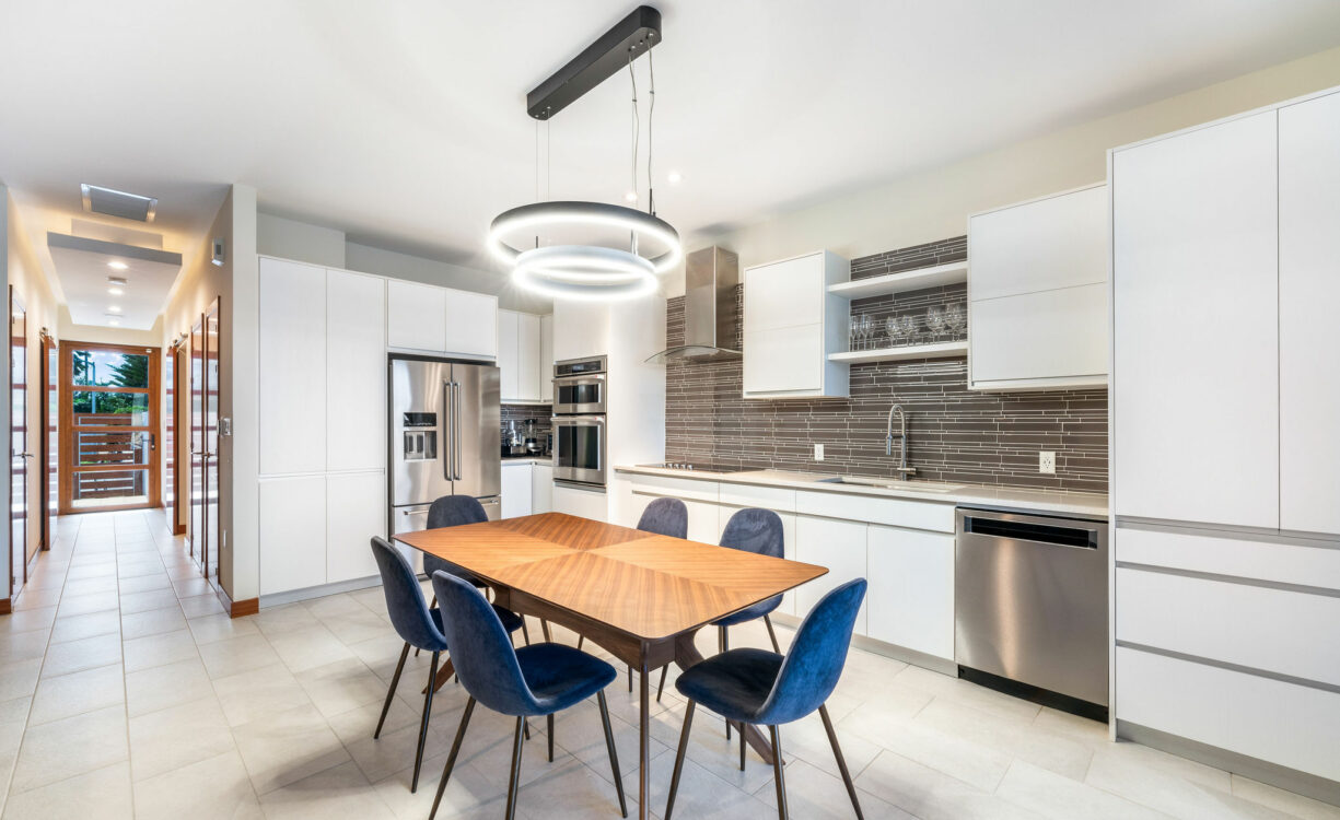 ARVIA 30, GRAND HARBOUR CONDO