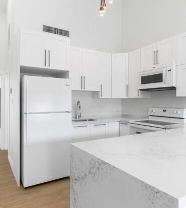 GATEWAY WEST 16, GEORGE TOWN CONDO