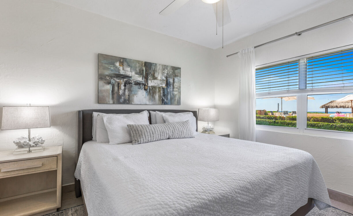 CHRISTOPHER COLUMBUS 5, BEACHFRONT CONDO