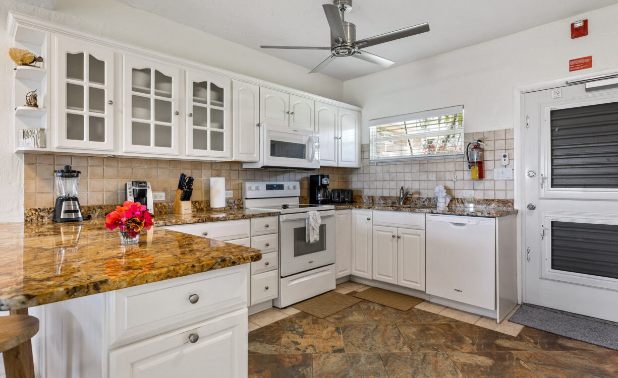 CHRISTOPHER COLUMBUS 5, BEACHFRONT CONDO