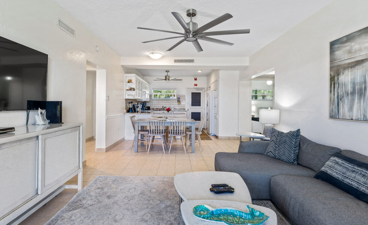 CHRISTOPHER COLUMBUS 5, BEACHFRONT CONDO