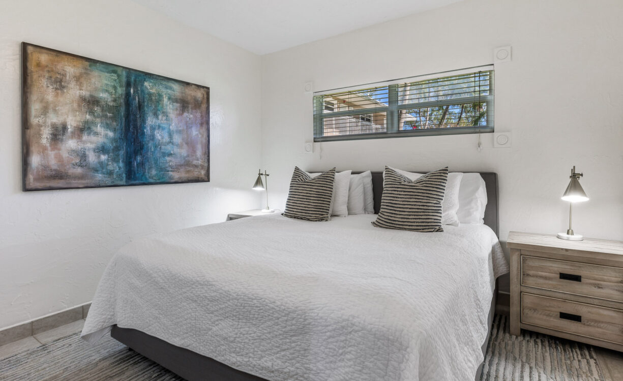 CHRISTOPHER COLUMBUS 5, BEACHFRONT CONDO