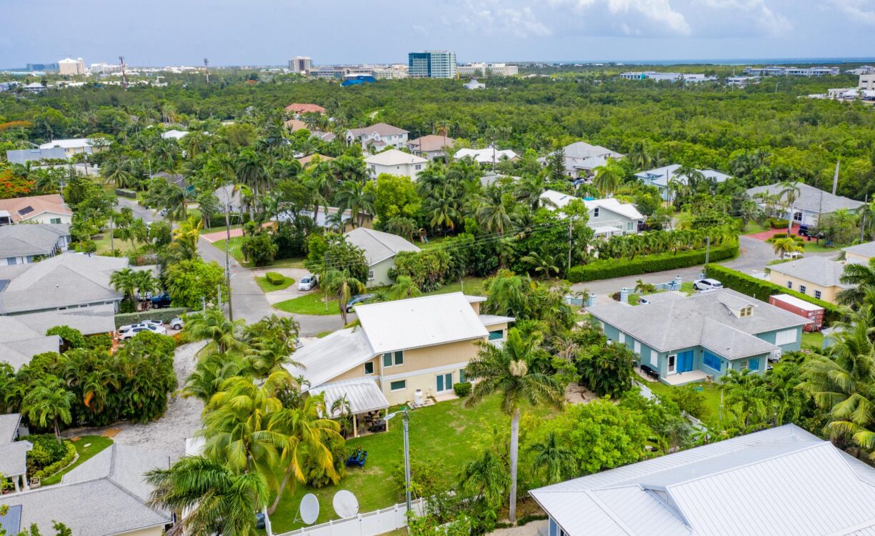 Parkway Drive 128, Seven Mile Corridor With Two Producing