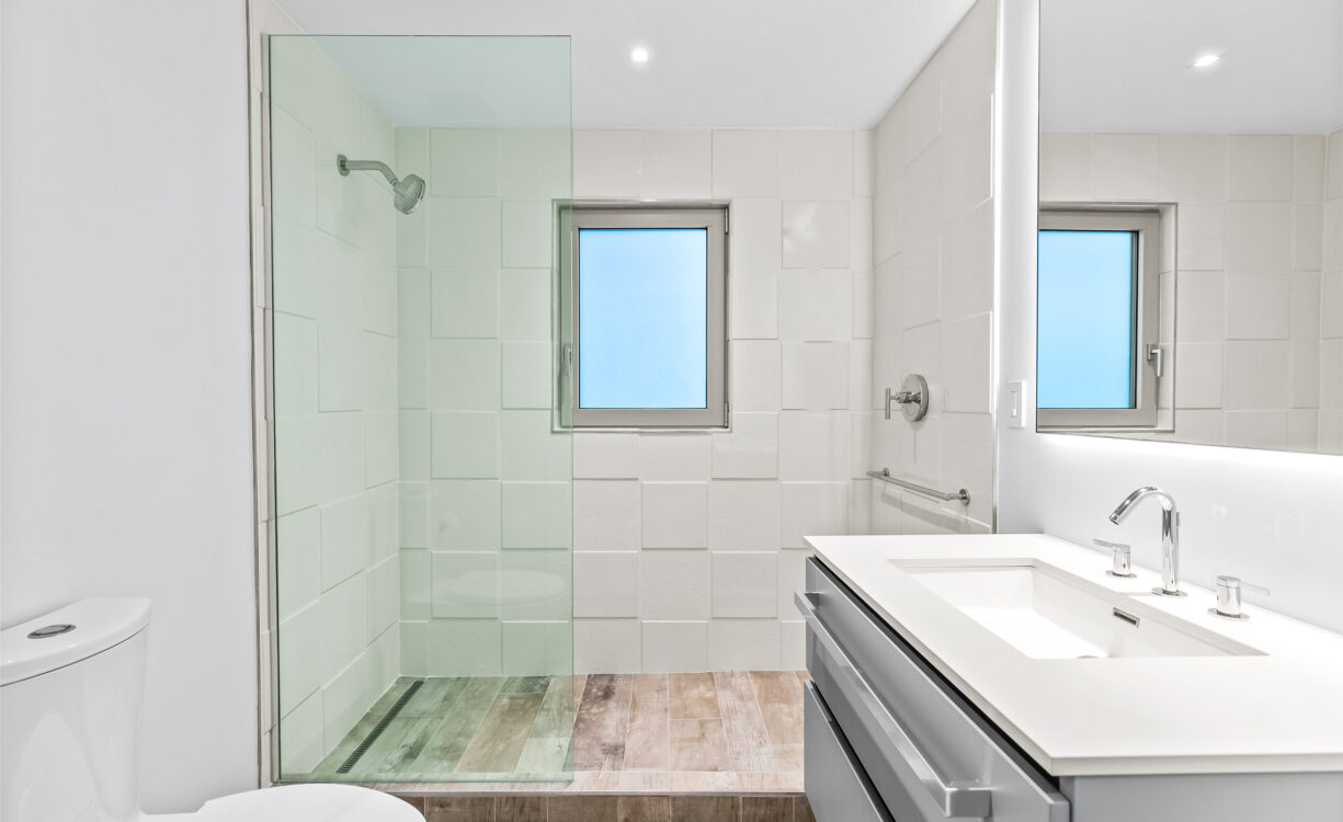 TIDES 304, OCEANFRONT CONDO