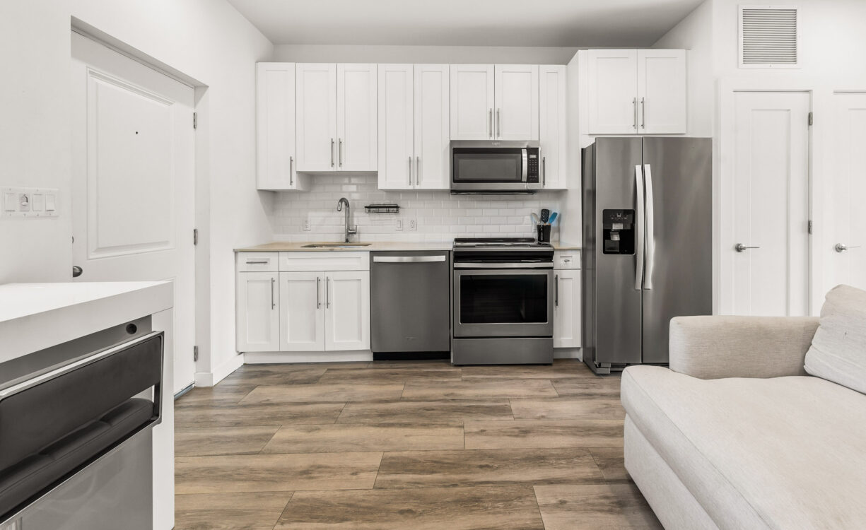 19 NORTH NO. 109, 1 BED CONDO