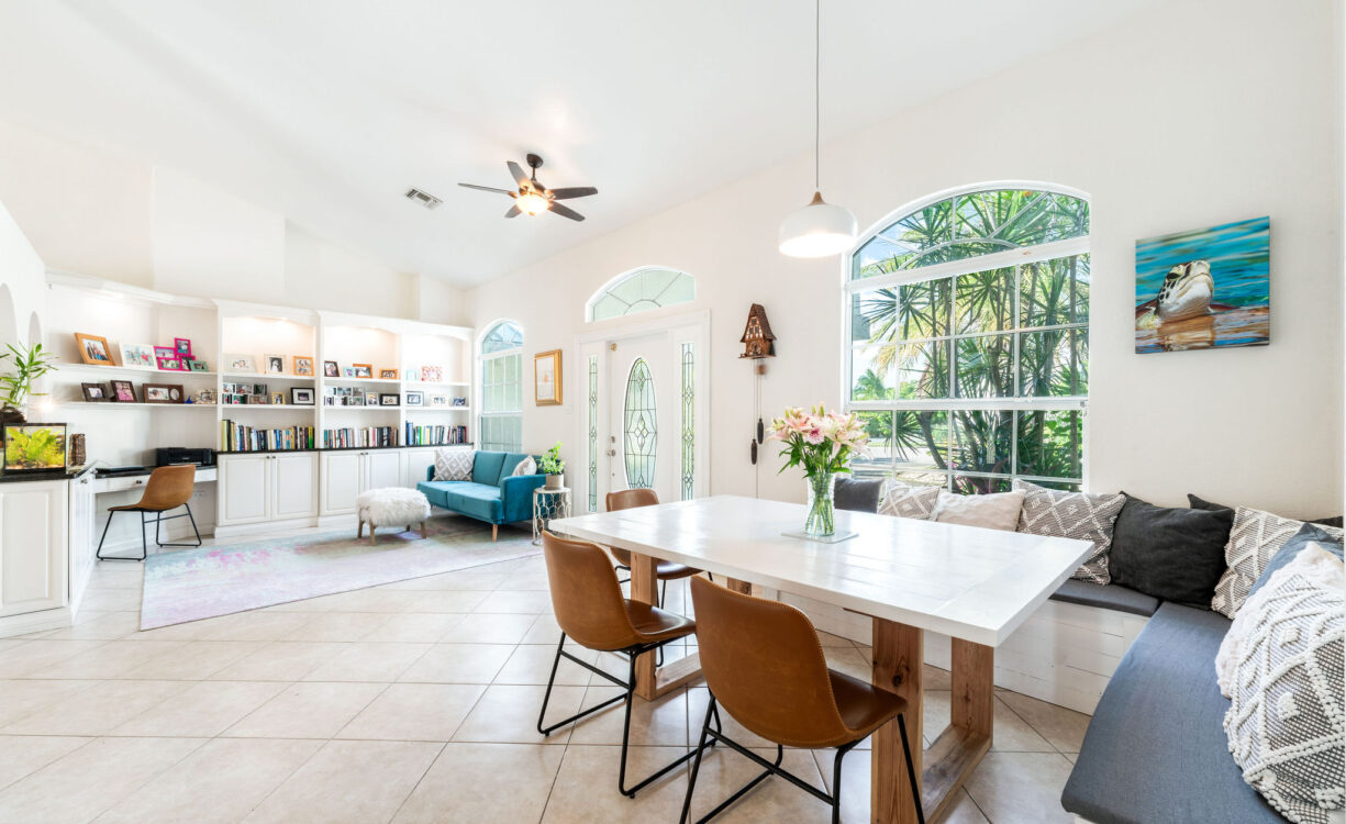 PARADISE CLOSE 18, CANAL FRONT HOME