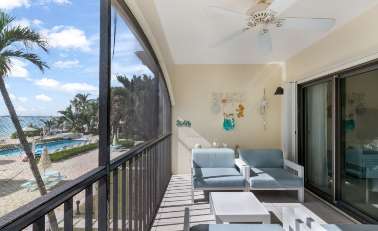 The Heritage Club - Seven Mile Beachfront condo