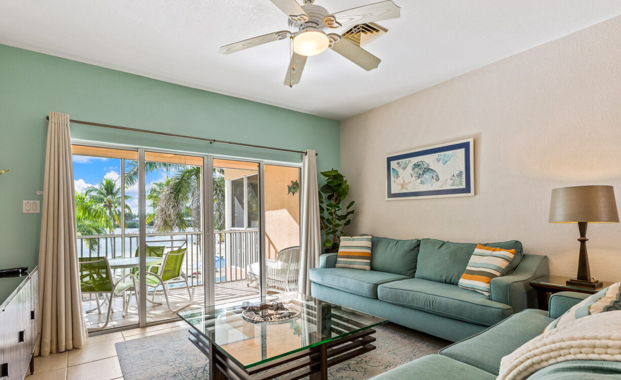 KAIBO 20, BEACH FRONT CONDO