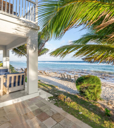 MAHOGANY POINT VILLAS 3, OCEAN FRONT TOWNHOME