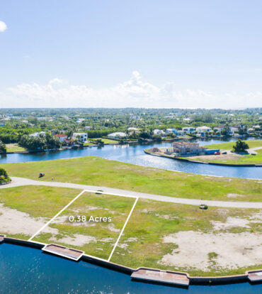 HARBOUR REACH 0.38 ACRE, NORTH SOUND FACING