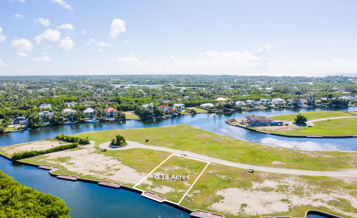 HARBOUR REACH 0.38 ACRE, NORTH SOUND FACING