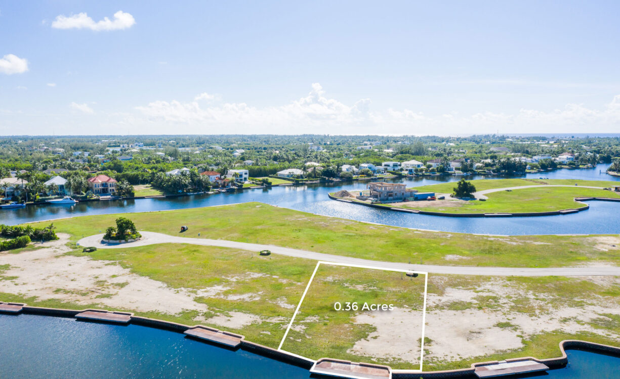 HARBOUR REACH 0.37 ACRES, NORTH SOUND FRONT LAND