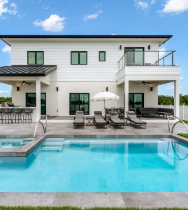 AUBURN BAY 3, CANAL FRONT HOME